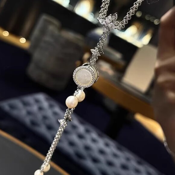 apm MONACO Mother-of-Pearl Necklace - Picture 5 of 7